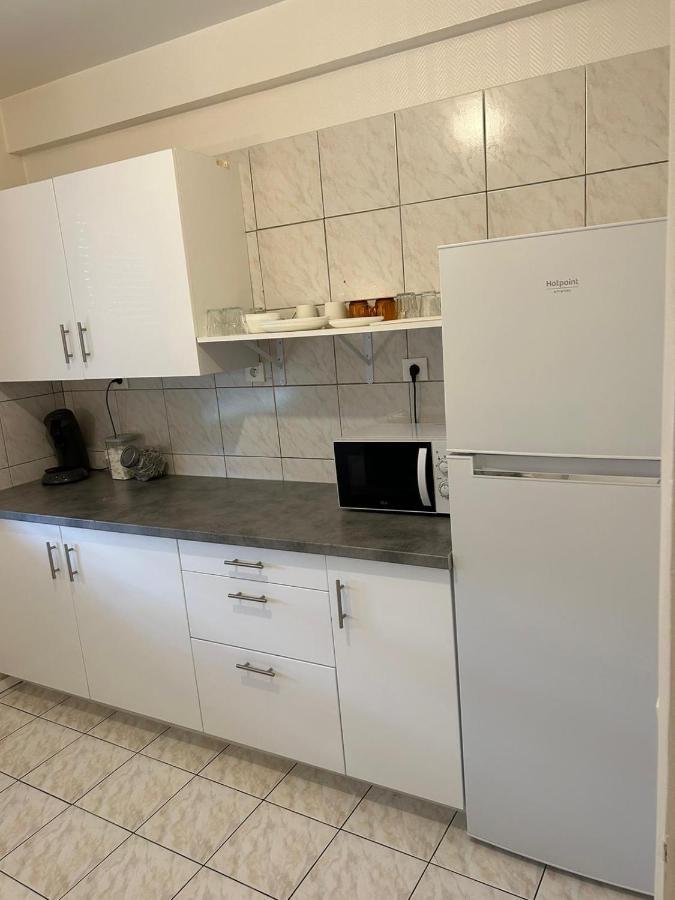 Best Holliday Home For Family Newly Renovated Garges-lès-Gonesse Eksteriør billede